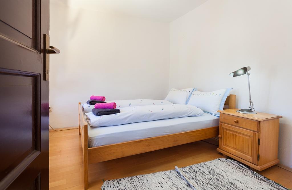 Guesthouse Nina SJJ Værelse billede