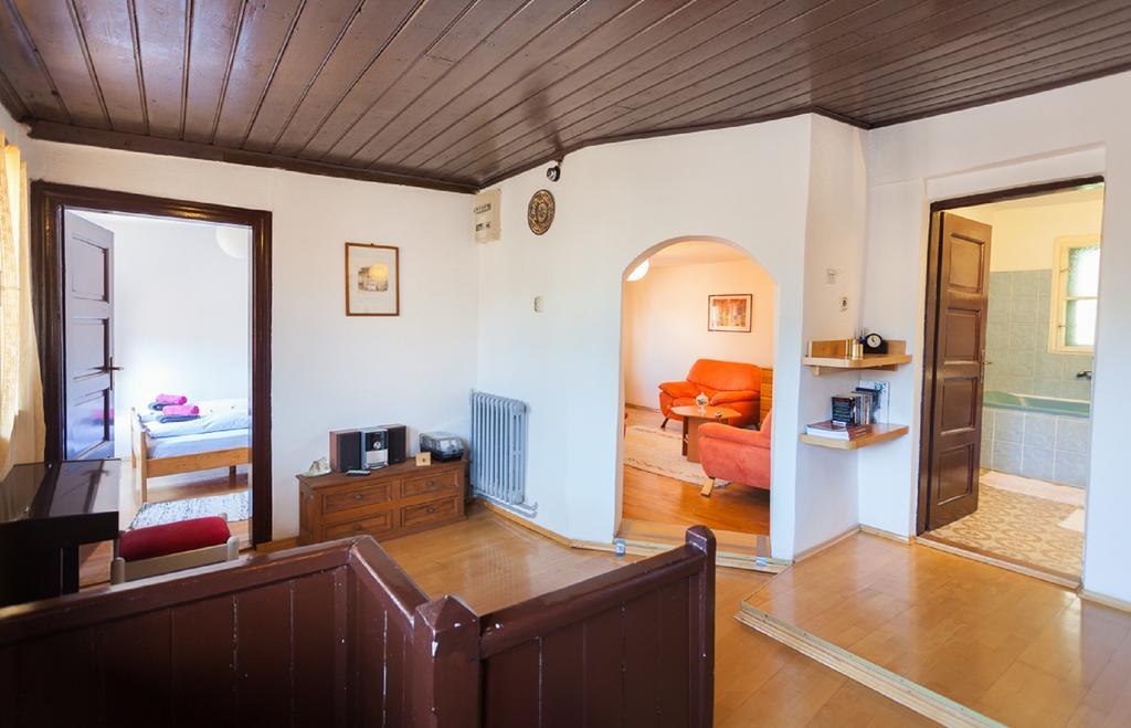 Guesthouse Nina SJJ Værelse billede