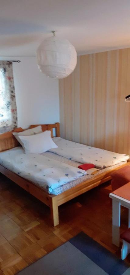 Guesthouse Nina SJJ Eksteriør billede